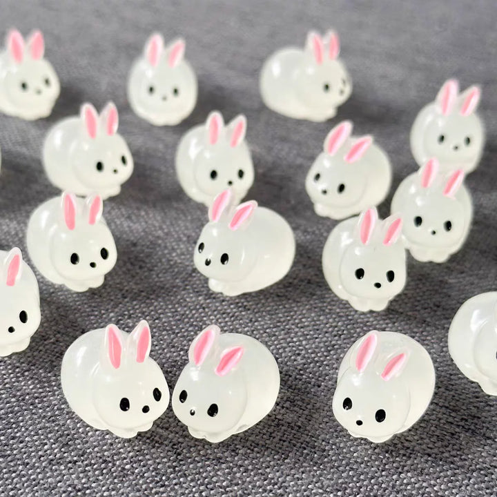 10/2Pcs Mini Glow Rabbit Ornament  Nightglow Animal Figurines Car Interior Office Living Room DIY Rabbit Decorations Accessories